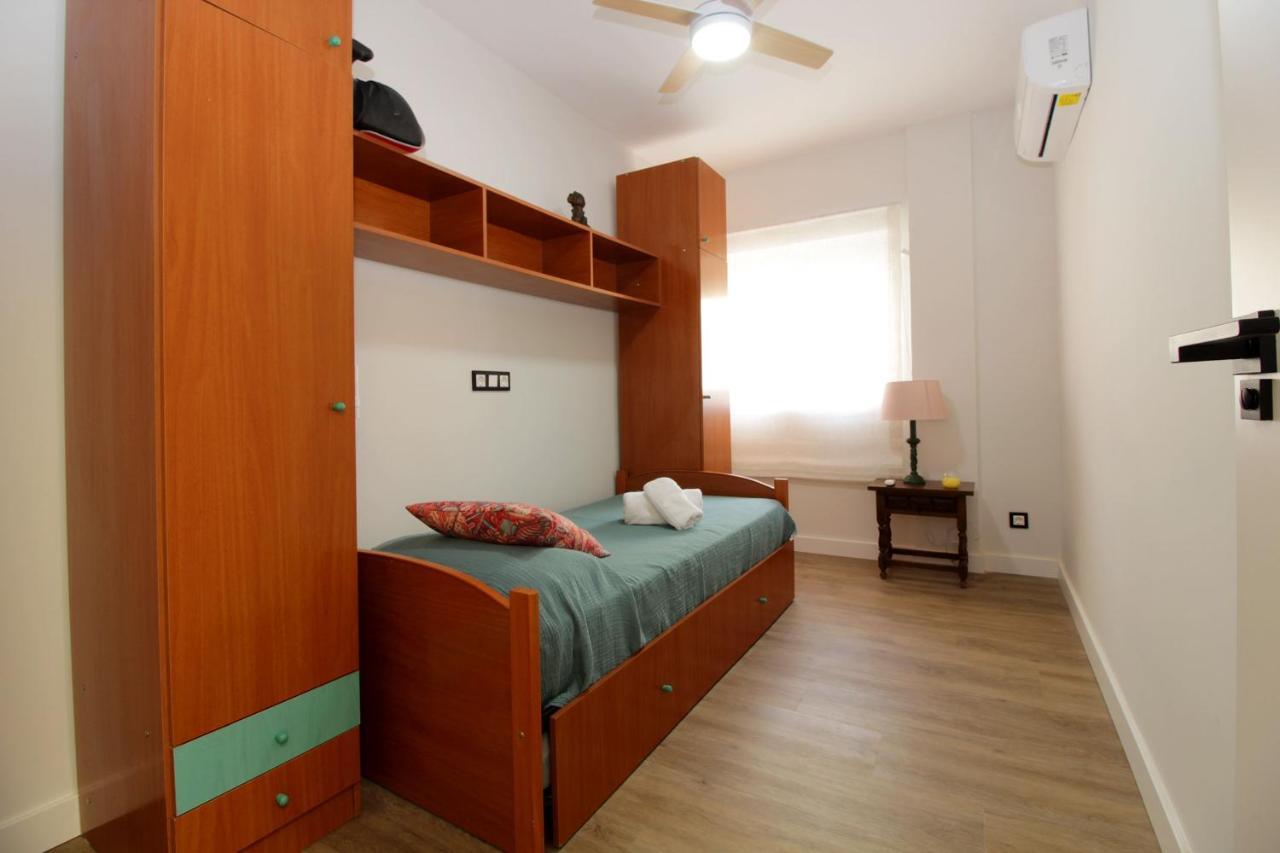 Fuengirola, Sol Y Playa. Apartament *